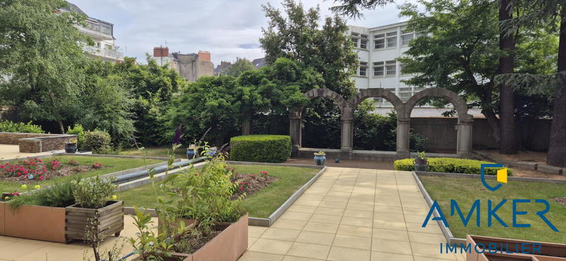 Appartement - 82 m² - 1 pièce