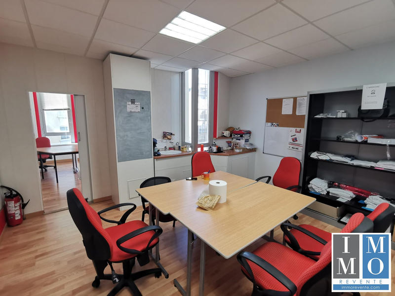 Bureau - 171 m²