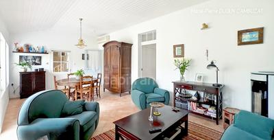 Maison - 208 m² - 9 pièces