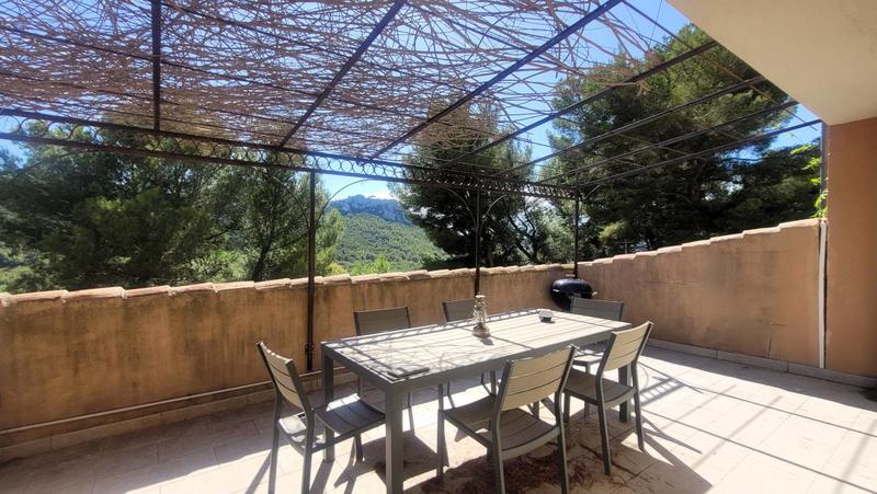 Appartement - 86 m² - 4 pièces