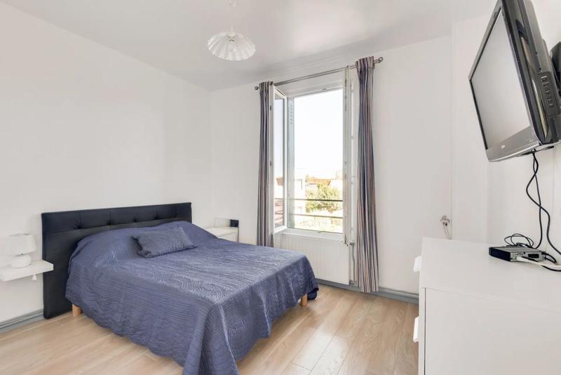 Maison - 172 m² - 9 pièces