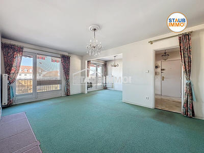 Appartement - 93 m² - 4 pièces