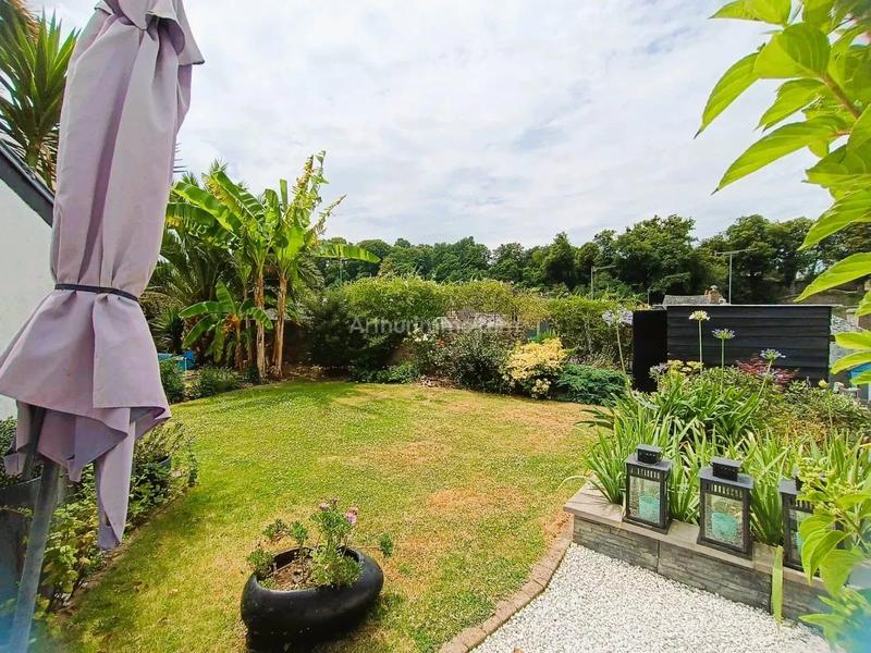 Maison - 187 m² - 7 pièces