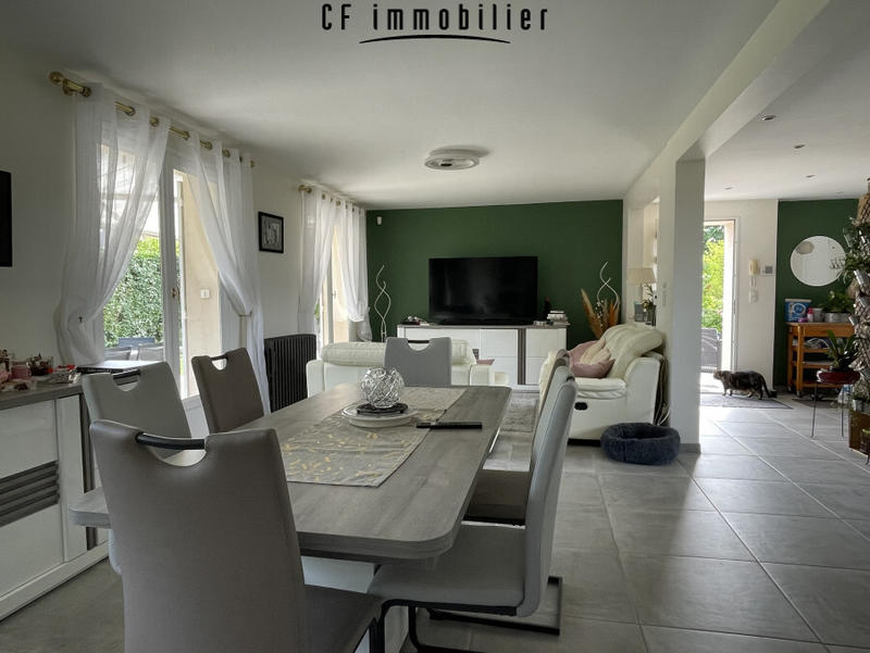 Maison - 143 m² - 6 pièces