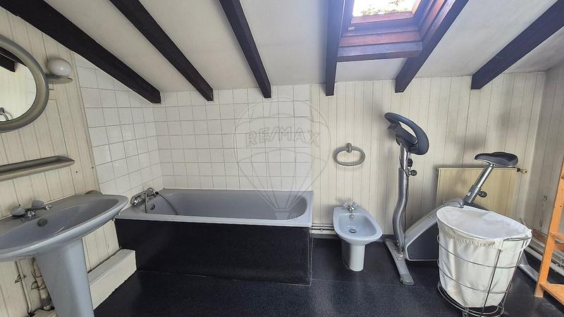 Maison - 180 m² - 7 pièces