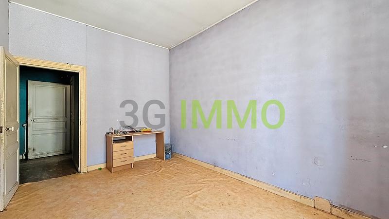 Maison - 236 m² - 10 pièces
