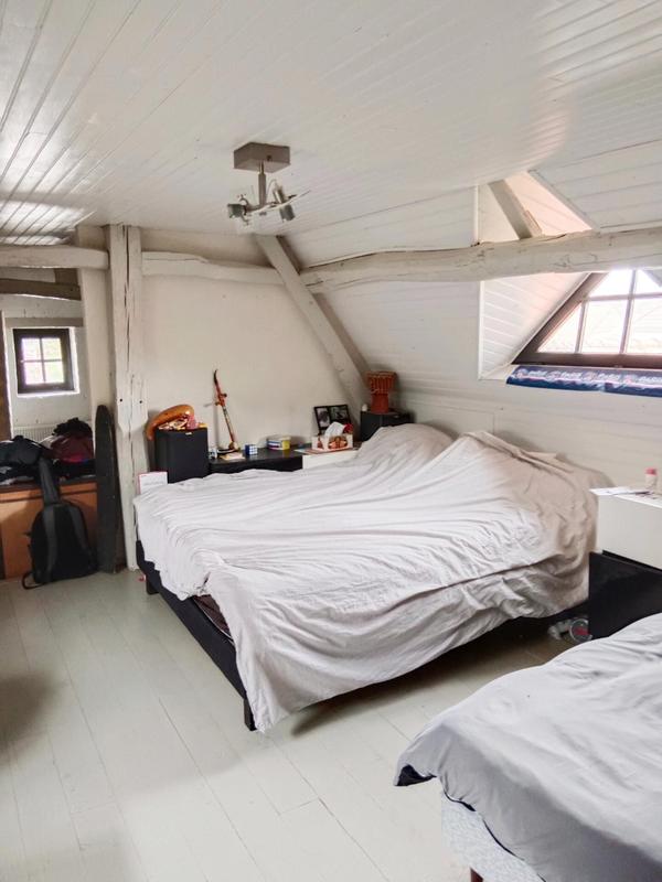 Maison - 262 m² - 12 pièces