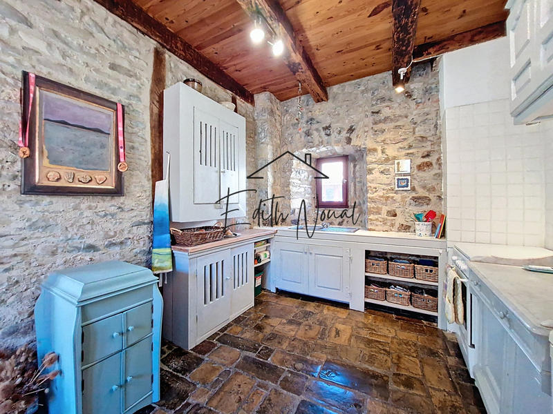 Maison de village - 79 m² - 3 pièces
