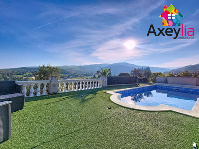 Maison - 149 m² - 7 pièces