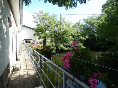 Maison - 163 m² - 6 pièces