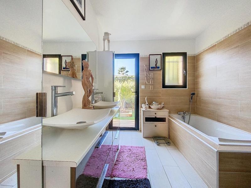 Maison - 117 m² - 4 pièces