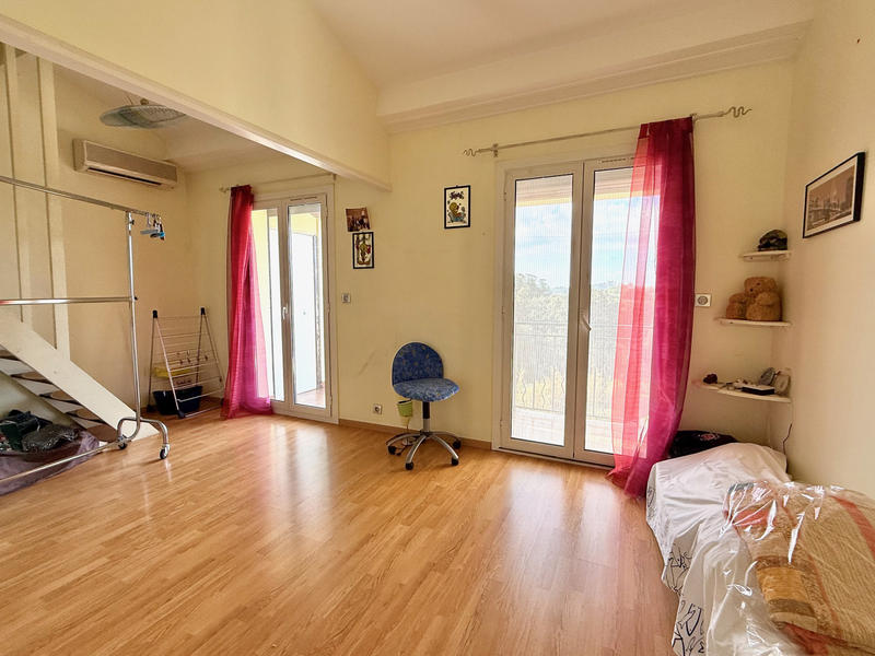 Maison - 138 m² - 4 pièces