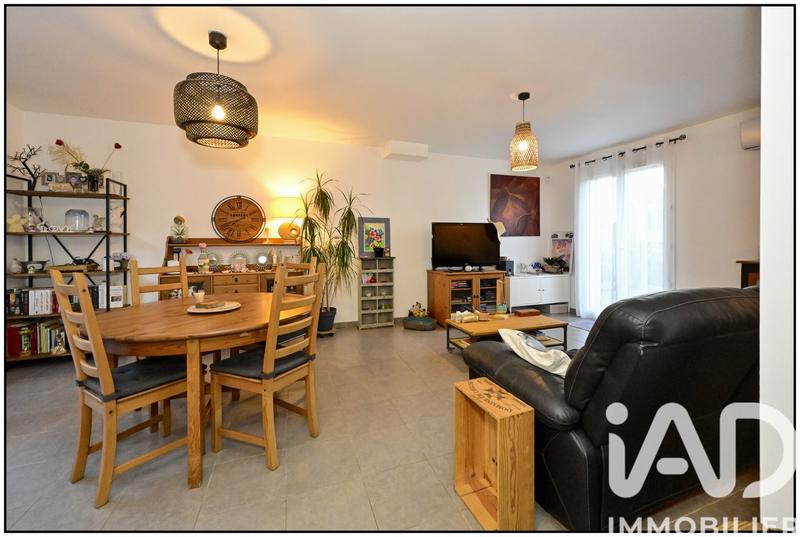 Maison - 90 m² - 5 pièces