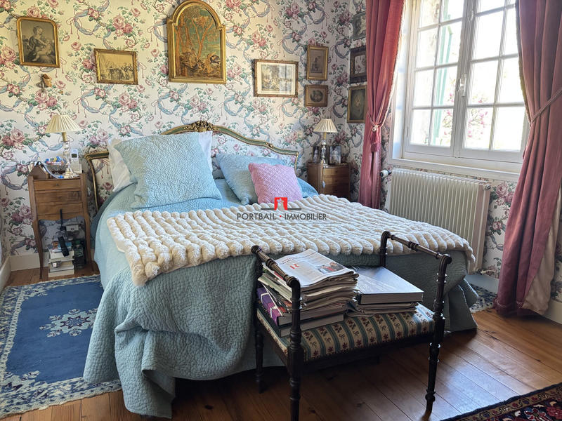 Maison ancienne - 180 m² - 6 pièces