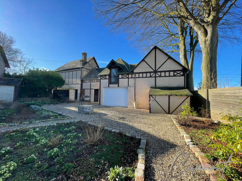 Maison - 229 m² - 8 pièces