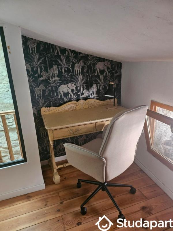 Chambre - 11 m² - 1 pièce