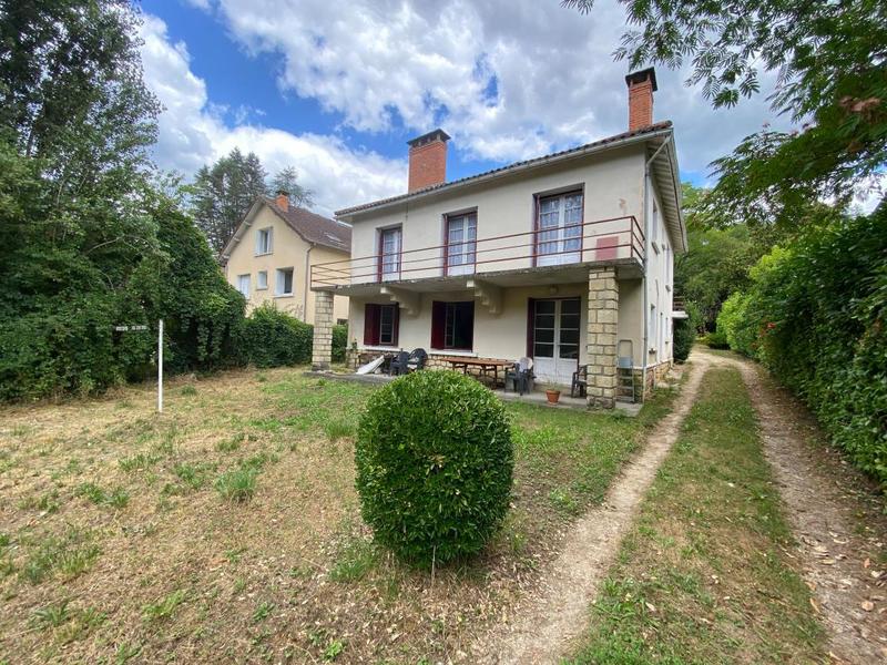 Maison - 137 m² - 6 pièces