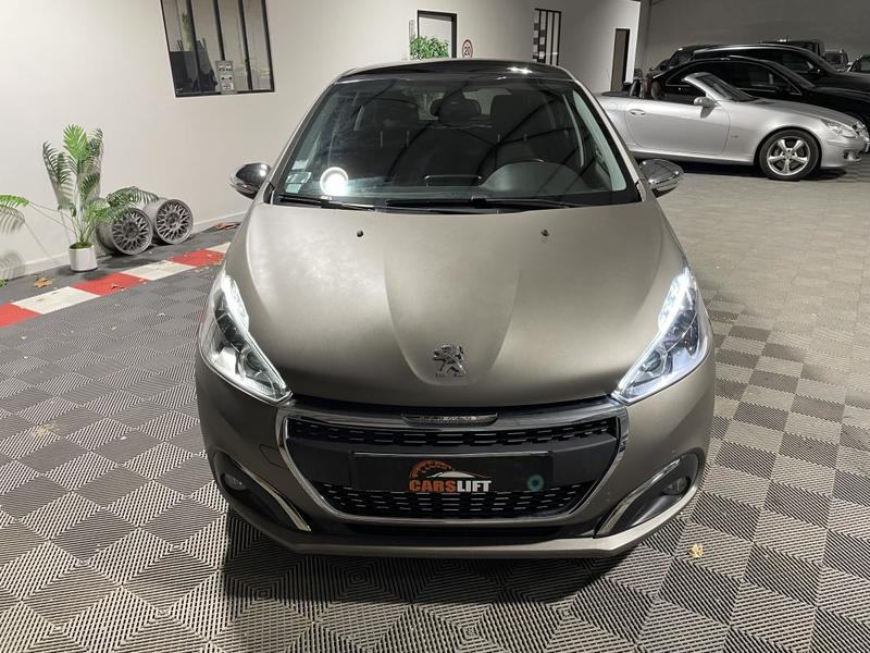 Peugeot 208 110ch Féline -Boite Auto-Toit Pano-Garantie 6 Mois-