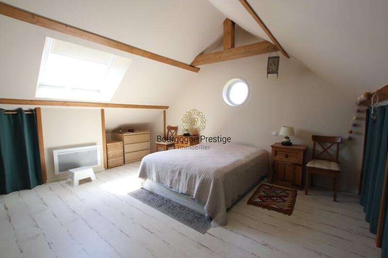 Propriété - 283 m² - 8 pièces