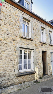 Maison - 97 m² - 6 pièces