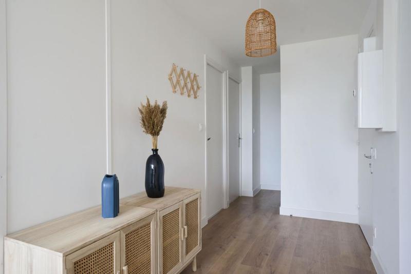 Appartement - 85 m² - 5 pièces