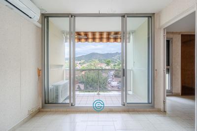 Appartement - 65 m² - 4 pièces