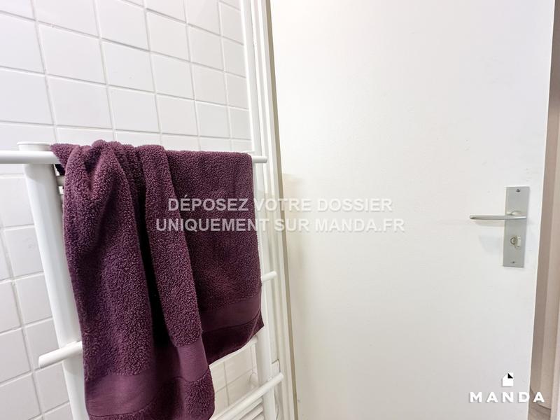 Chambre - 10 m² - 5 pièces