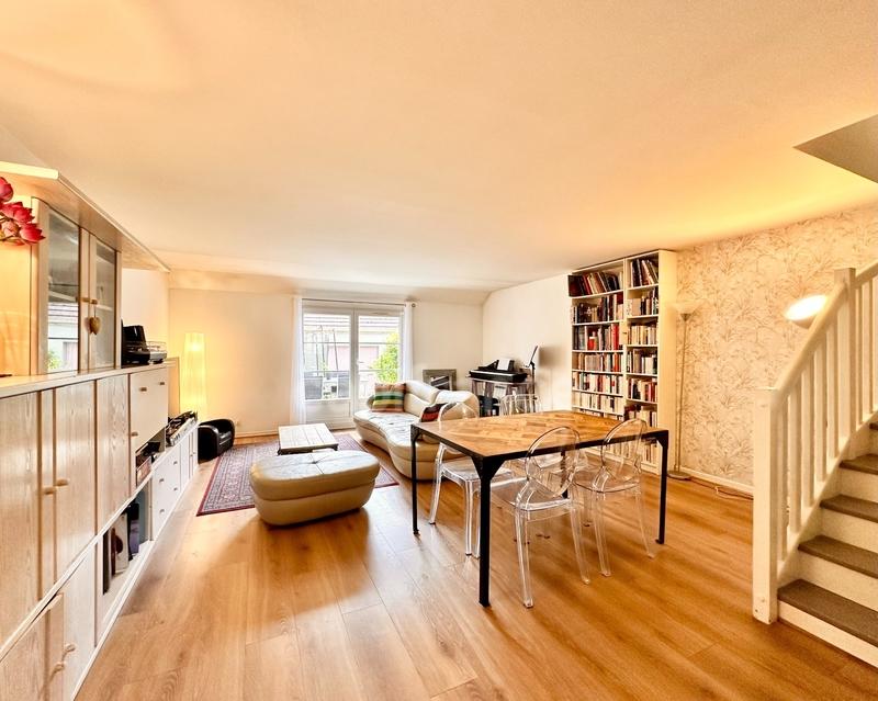 Maison - 121 m² - 6 pièces