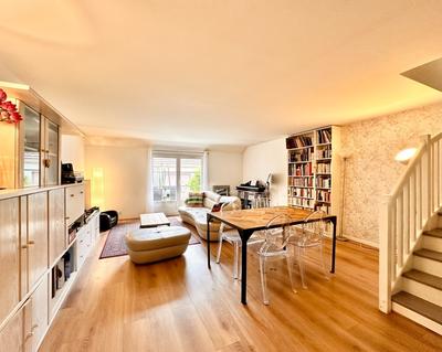 Maison - 121 m² - 6 pièces