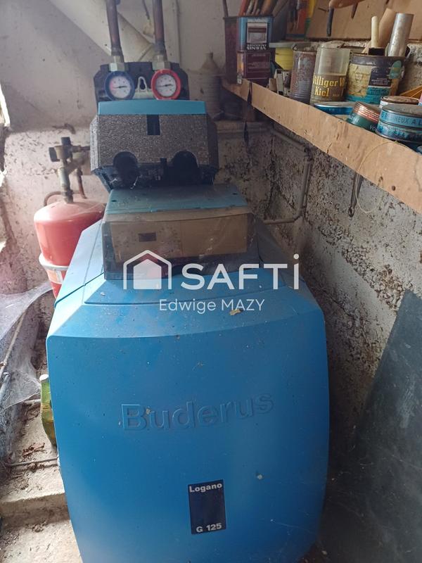 Maison - 90 m² - 5 pièces