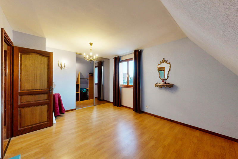 Maison - 128 m² - 6 pièces