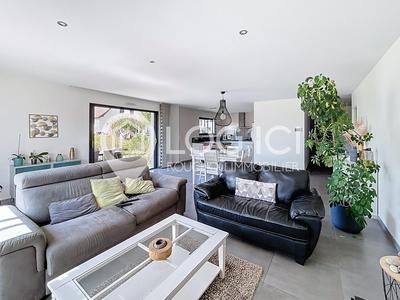 Maison - 133 m² - 5 pièces