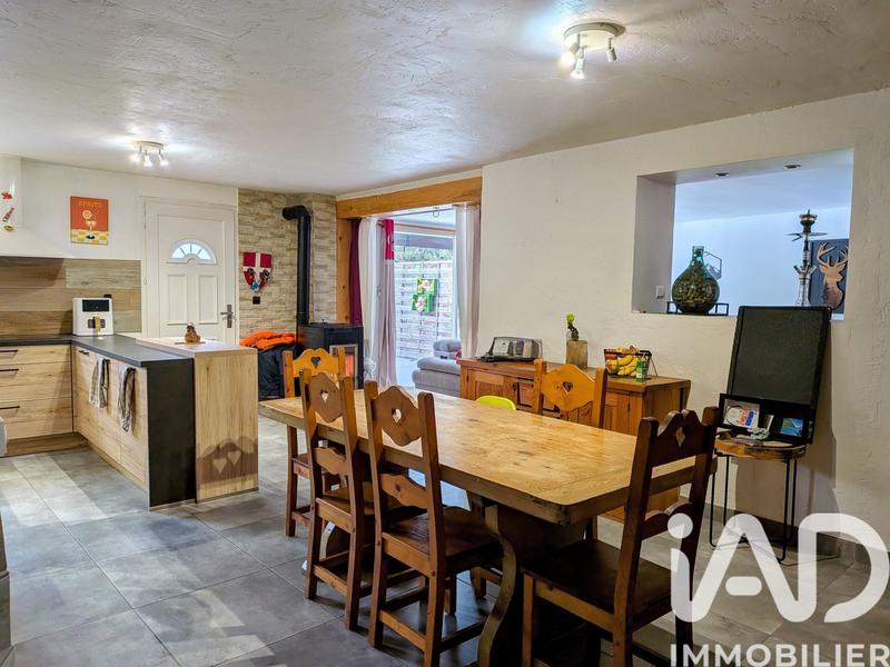 Maison - 141 m² - 6 pièces