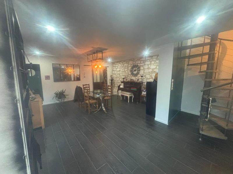 Maison - 150 m² - 7 pièces