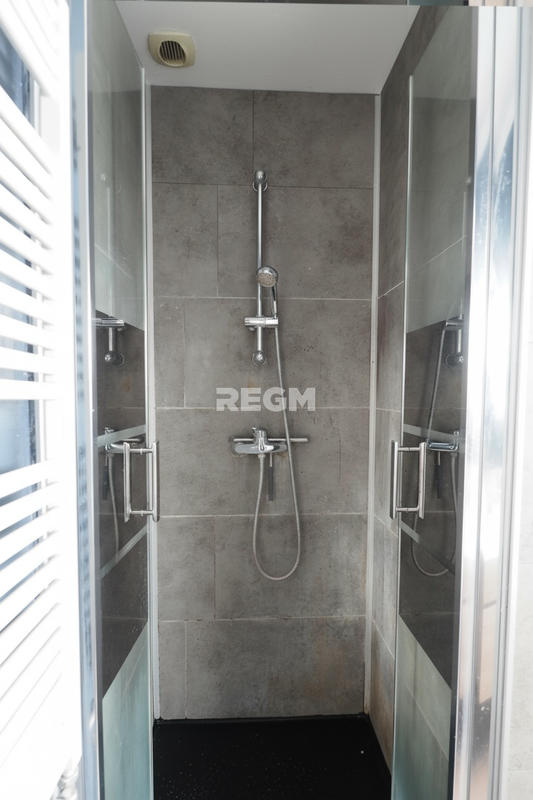 Maison - 143 m² - 5 pièces