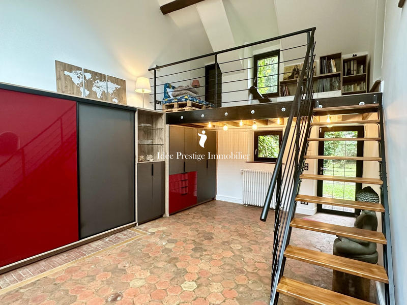 Maison - 180 m² - 6 pièces