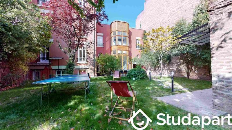 Chambre - 9 m² - 1 pièce