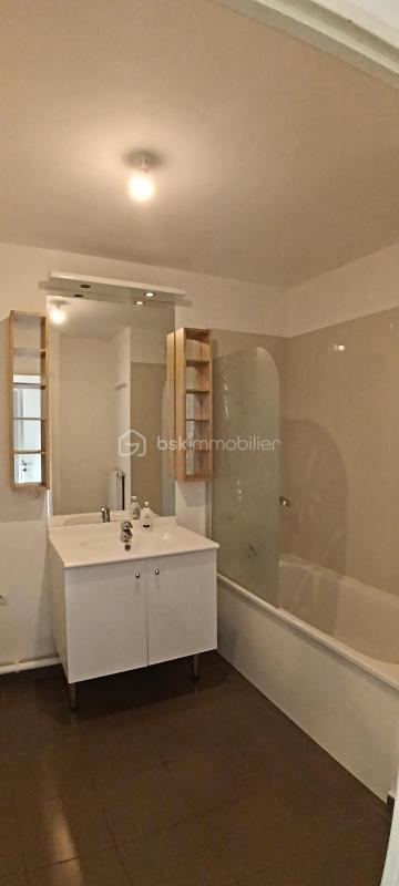 Appartement - 56 m² - 3 pièces