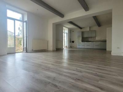 Maison - 162 m² - 5 pièces