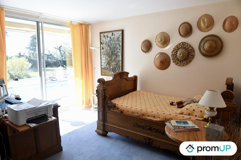 Villa - 280 m² - 7 pièces