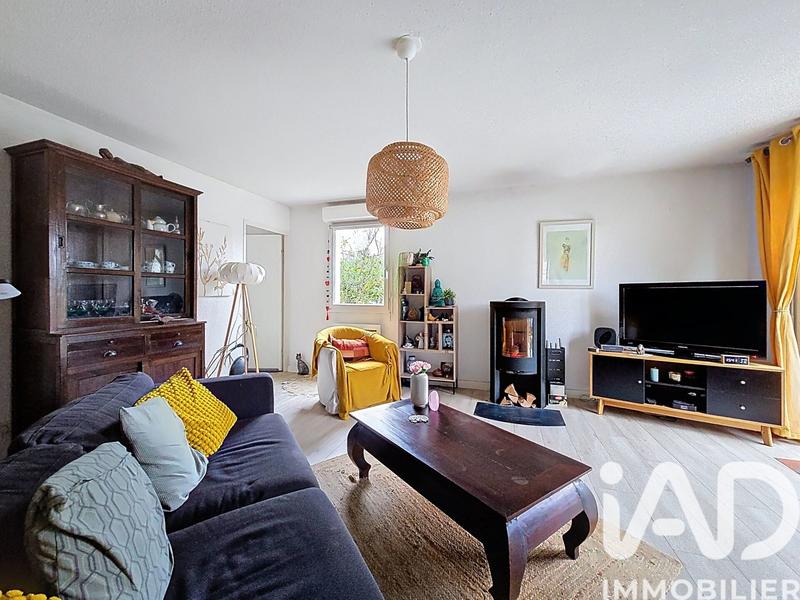 Maison - 96 m² - 5 pièces