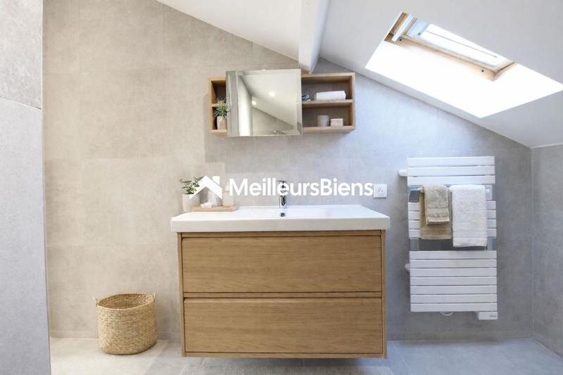 Maison de ville - 105 m² - 6 pièces