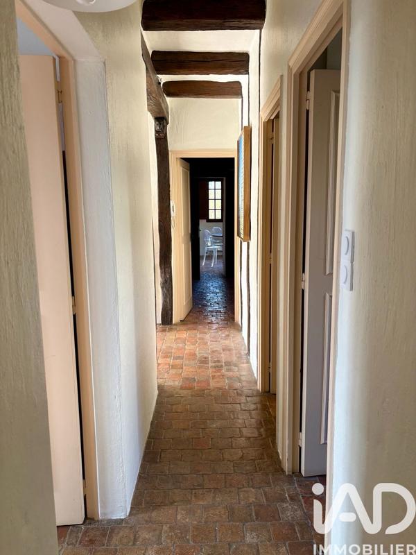 Maison - 213 m² - 10 pièces