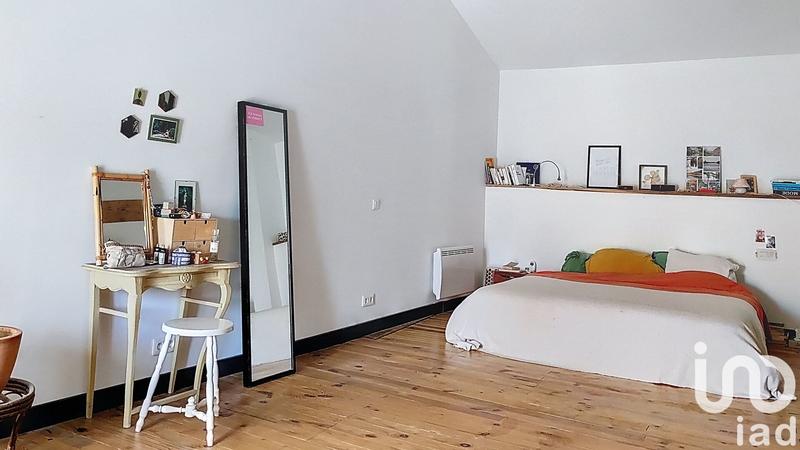 Maison - 288 m² - 8 pièces