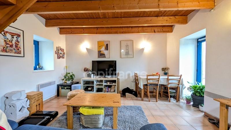 Maison en pierre - 72 m² - 4 pièces