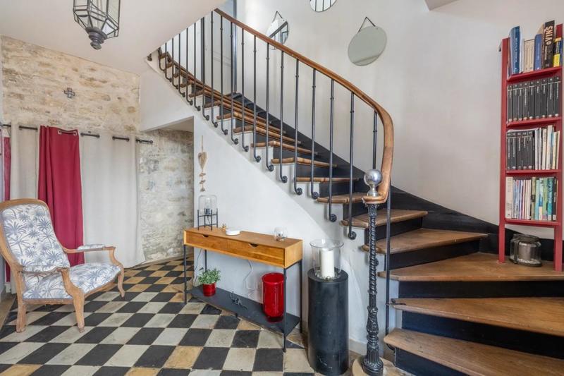 Maison - 187 m² - 6 pièces