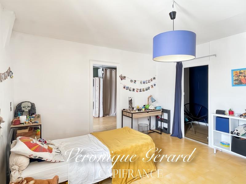 Maison - 137 m² - 5 pièces