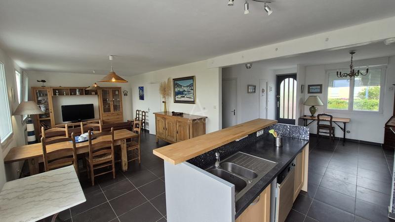 Maison - 88 m² - 6 pièces