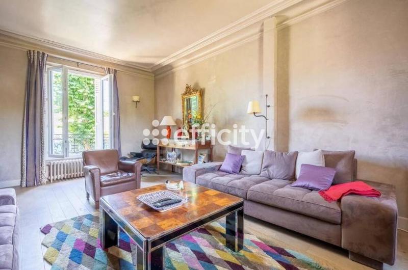 Maison - 176 m² - 7 pièces