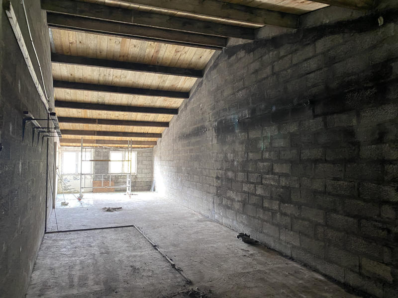 Parking / Garage - 115 m²